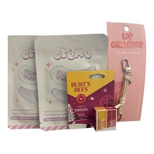 White Kids Accessory Bag with Heart Charm / items included